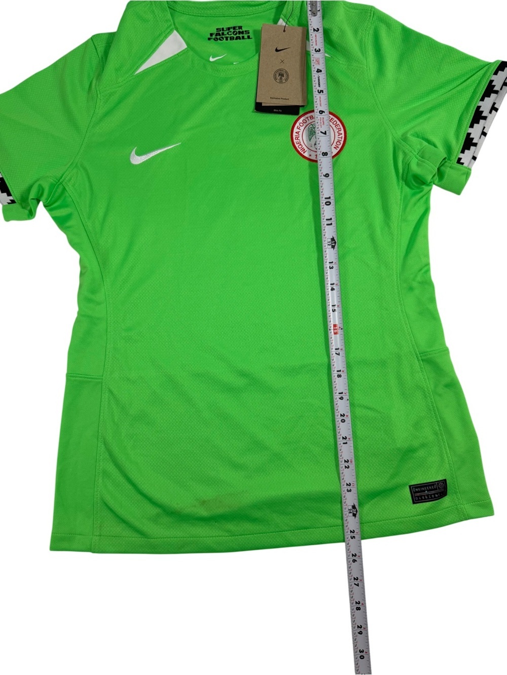 Nike Nigeria football. Gren soccer jersey. Women's size M Dri-Fit. New With Tags - Picture 6 of 7